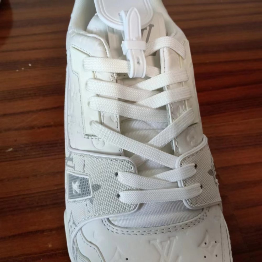 Louis Vuitton LV White Casual Sports Retro Shoes - Picture 2 of 14